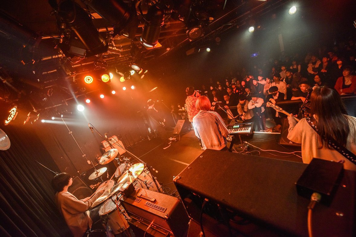 アイリス tweet media