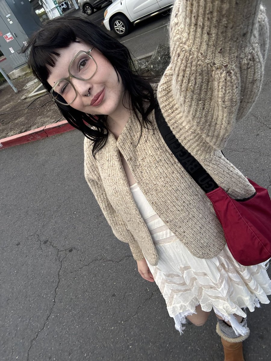 ppuuppett's tweet photo. Im so adorable coded # mommysgirl https://t.co/QmJUg3A7am