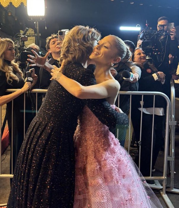 gelphielov's tweet image. minhas perdeãs favoritas