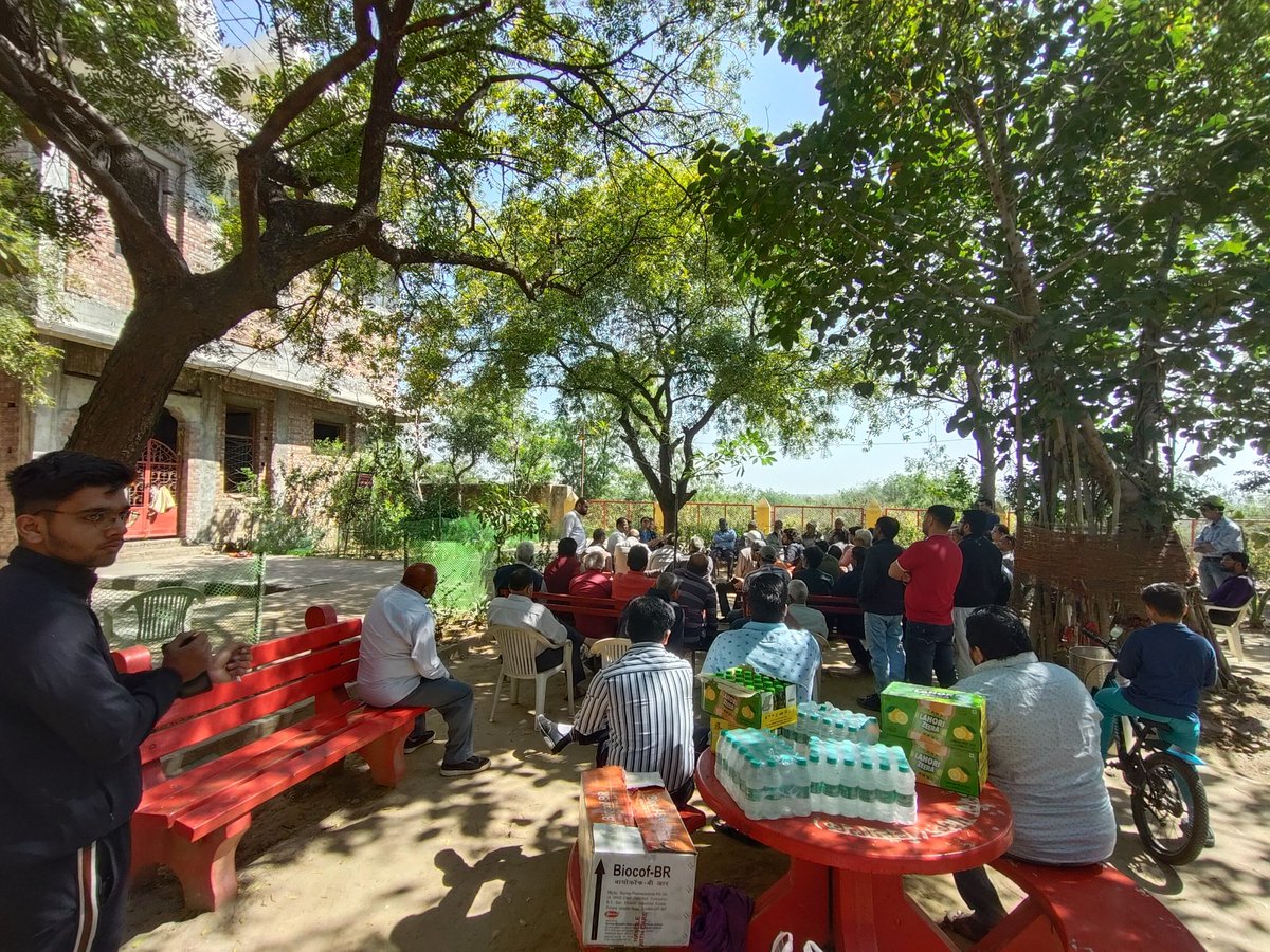 RYSDelhi's tweet photo. पूरे देश में 3 लाख से अधिक गांवों के लोग #स्वामित्व_योजना का ले रहे लाभ,
फिर दिल्ली के गांव वंचित क्यों❓

दिल्ली के नारायणा गांव से उठी आवाज,
प्रधानमंत्री श्री @narendramodi जी,इसे दिल्ली में भी लागू कराए

@gupta_rekha @p_sahibsingh @BansuriSwaraj @mlkhattar @DilliTak @NBTDilli https://t.co/V3sCxaaqCh