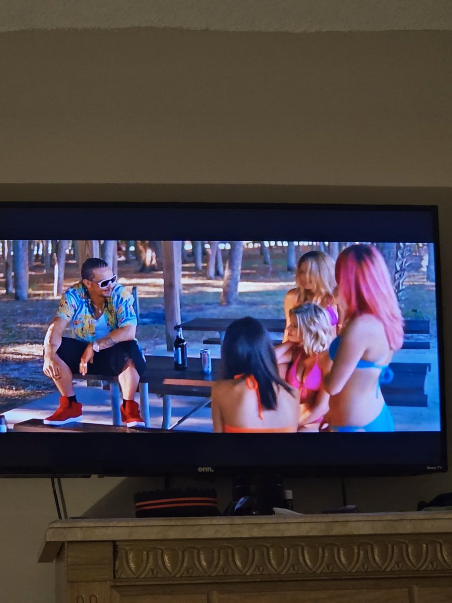 AHFitForLife's tweet image. I&apos;M ALSO GETTING MY SPRING BREAK MONTH STARTED TOO. #springbreakers #springbreakforever
🧡💜🩷💙🩵😎🍾