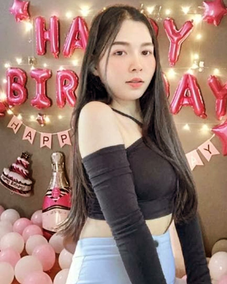 Happy birthday Day to Me🎂🎂🎂🎈🎊🎉🎁
สุขสันต์วันเกิด🎂ขอให้ตัวเอง เจอแต่สิ่งที่ดีๆ และคนที่ดีๆ
มีสุขภาพแข็งแรง และหาเงินได้เยอะๆ💸💸💸🙏🙏🙏