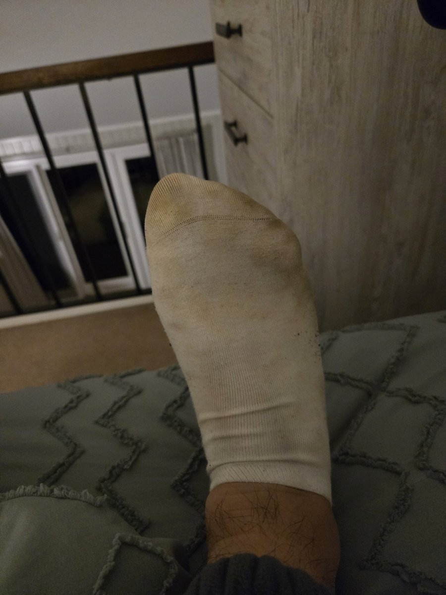 DirtyWSocks's tweet photo. 穿上射完的脏袜不得爽死你 https://t.co/c6NxXAxMEU