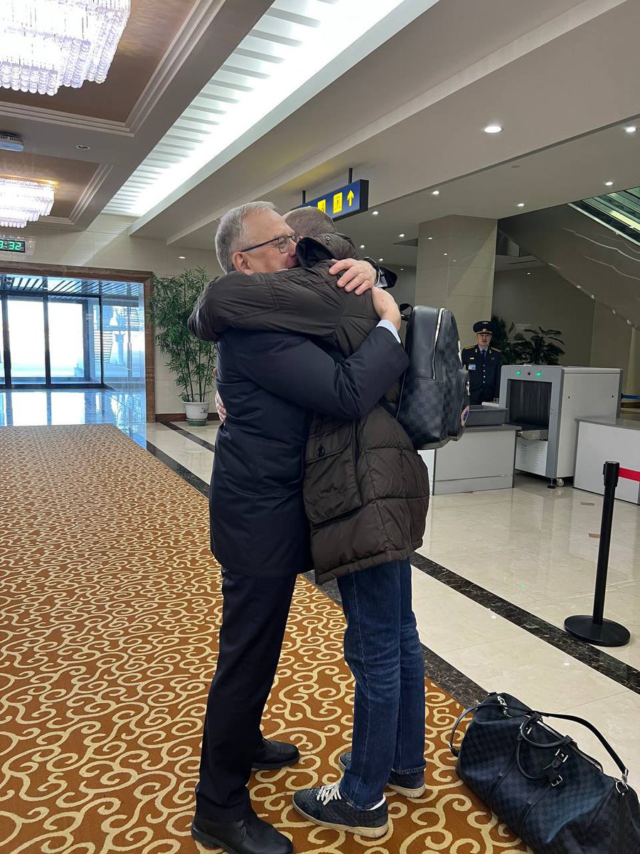 👋🏻 Good bye, Timur!

👉🏻 Learn more from our Telegram-channel: t.me/RusEmbDPRK/3765