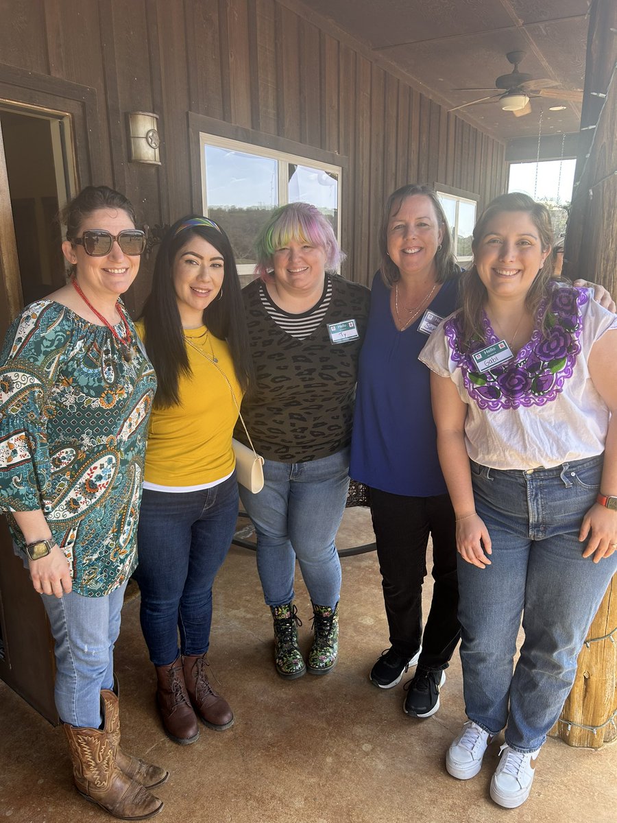 Elementary and secondary instructional coaches at the Loralee Foundation! The <a href="/AustinEdFund/">Austin Ed Fund</a> hosted all the ITF grant winners for a retreat. It was so beautiful there! We had to get a picture of all of the coaches! ☺️ <a href="/AustinISD/">Austin ISD</a> <a href="/AustinISD_OID/">AISD - Office of Innovation and Development</a>