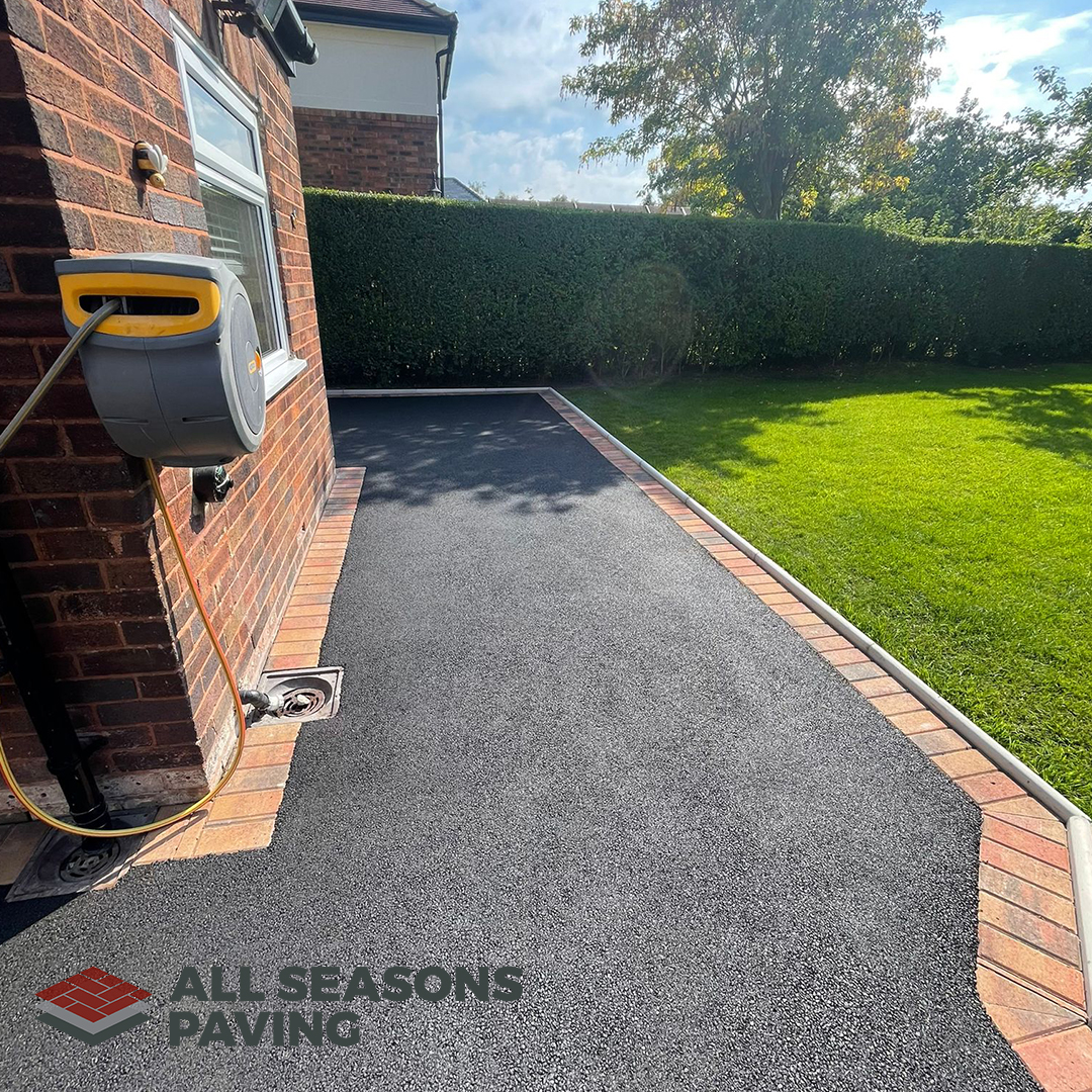 AllSeasonsPav's tweet image. Considering a fresh start for your driveway? Tarmac is a cost-effective option that stands the test of time. Reach out for a quote today! allseasonspaving.co.uk/tarmac-drivewa…  #DrivewaySolutions #AllSeasonsPaving #HomeImprovement