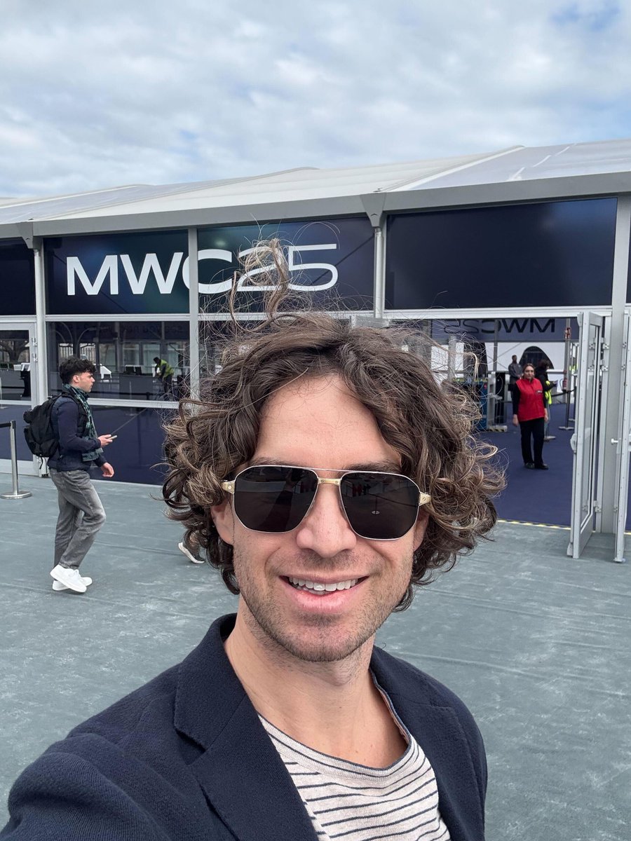 Esperdev's tweet image. Hellooo from Barcelona! The Esper team is gearing up for the first day of #MWC25.

If you&apos;re at this year&apos;s show, find us at booth 6F21 with Washington State DoC. We&apos;re here to talk about deploying and managing the latest technology on #EdgeDevices. 

#MDM #DeviceManagement