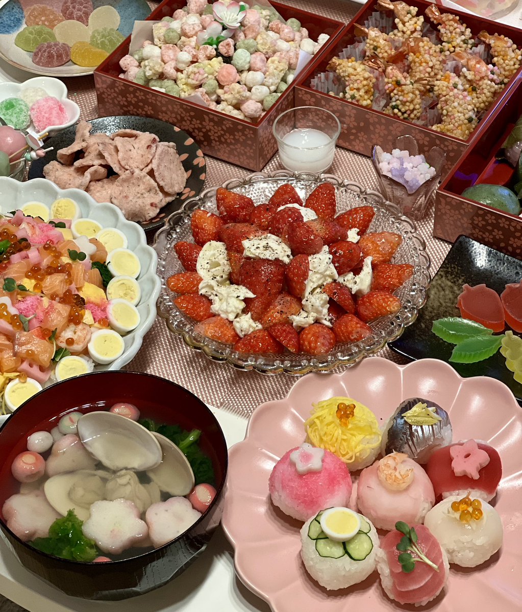 2025년 3월 3일 집밥

히나마츠리 특식🌸.*･ﾟ