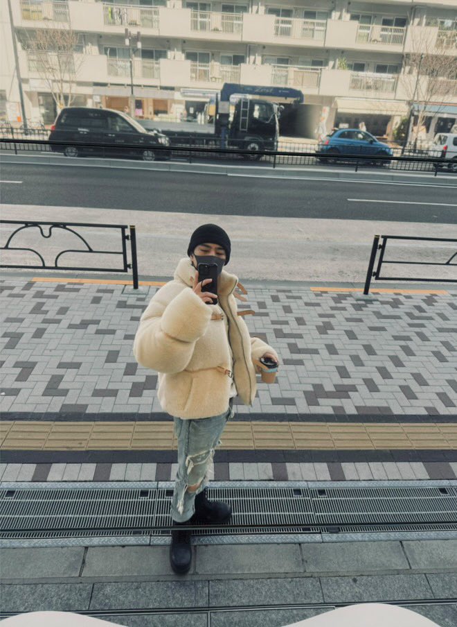 2025/3/2 臣ちゃんねる開設😭😭😭 いきなりこんな日常的なお写真