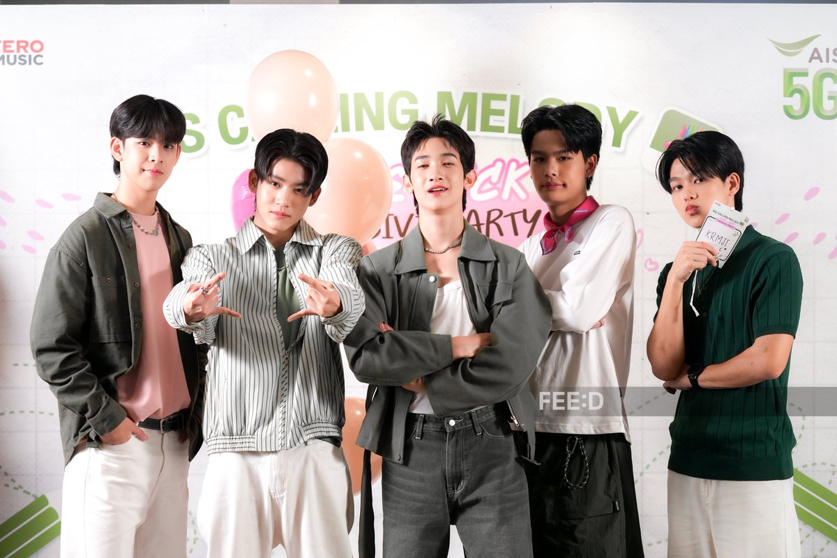 feed_4_future's tweet photo. นักแสดง LoveSick 2024 "แอลม่อน-โปรเกรส-กฤษฎิ์ -เชน- สกาย" ในงาน AIS CALLING MELODY LOVE SICK EXCLUSIVE PARTY
.
ภาพทั้งหมด:  https://t.co/fjrYjFN3Co
.
#aisxlovesick2024 
#lovesick2024 
#almondbabybigboy #progresspassawish 
#krmjtc #shane_tnp #skyphasith https://t.co/MwXTbxVQ2H