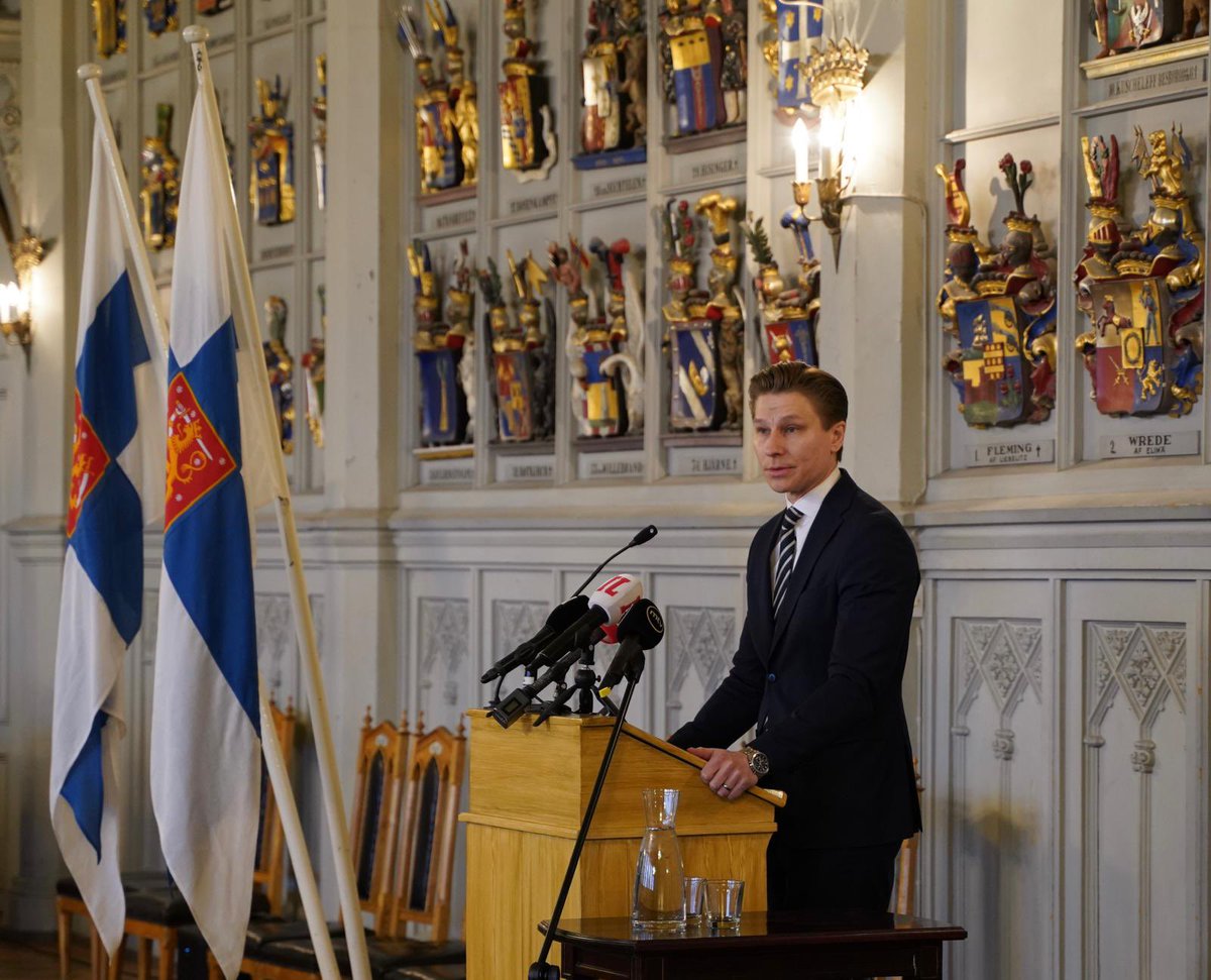 #252mpk avajaiset Ritarihuoneella <a href="/anttihakkanen/">Antti Häkkänen</a> - Eurooppa on uuden puolustuksen ja varautumisen aikakauden alussa. Tarvitaan eurooppalaista yhtenäisyyttä, päättäväisyyttä, voimaa ja uskottavuutta. 
#maanpuolustuskurssit 
#kokonaisturvallisuus