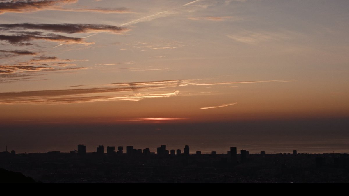 És dilluns, i és dia de “Crims”. Continuem amb la 5a temporada. El capítol d'aquesta nit és la primera part del cas “Power Girls”.
Obrim fil.
#Crims3Cat