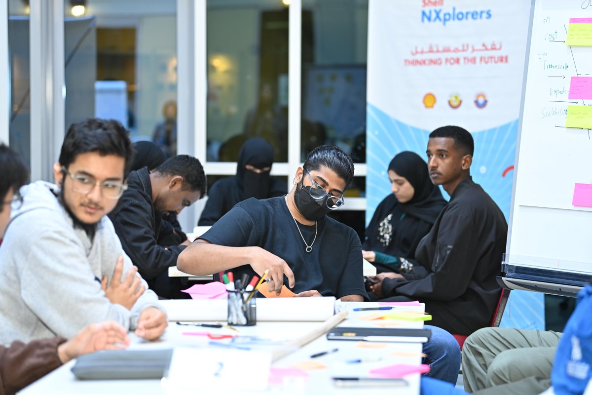 يسرّنا التعاون مع جامعة الدوحة للعلوم والتكنولوجيا (UDST) لتقديم ورشة NXplorers Pro لطلابها خلال يوم المهارات! لحظات مميزة مليئة بالإبداع والتفكير الإبداعي، حيث شاهدنا أفكار الطلاب تتشكل إلى حلول مبتكرة.
#NXplorers #SkillsDay #UDST #FutureLeaders #NXplorersPro