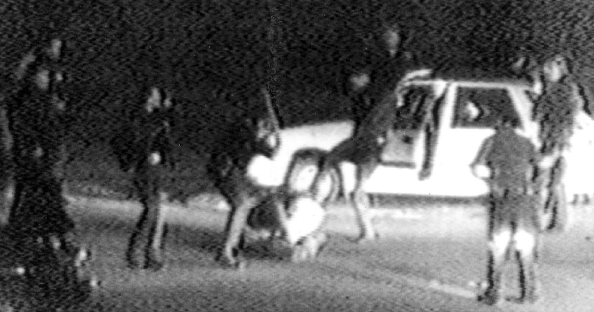 #OtD 3 Mar 1991 Rodney King was brutally beaten by police in Los Angeles. Despite it being caught on film (almost unheard of in those days), the officers were acquitted, and the city went up in flames in what were the biggest riots since 1968 stories.workingclasshistory.com/article/10218/…
