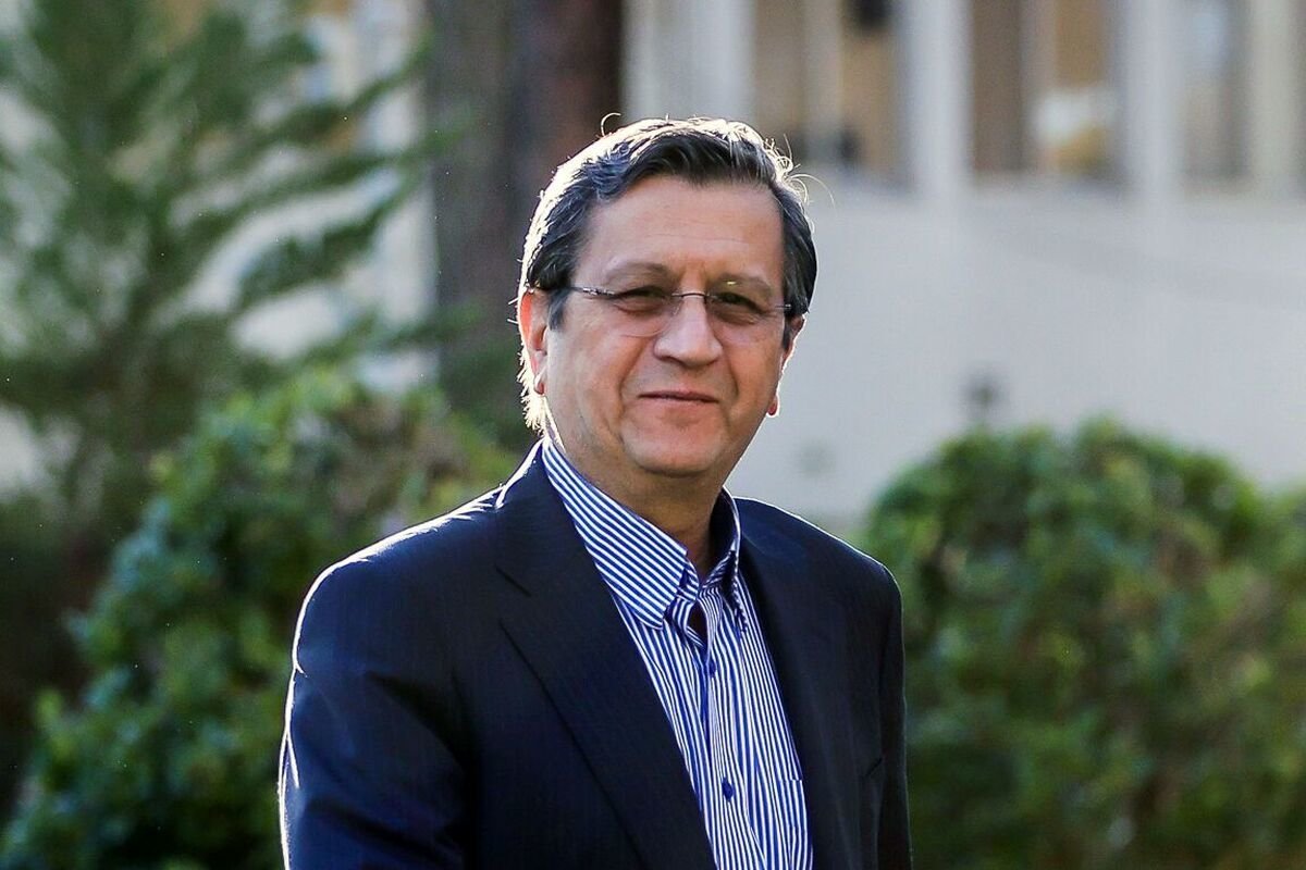 اتل و متل یه کوزه
همتی شد رفوزه
به خوشی و میمنت
برداشته شد عفونت
خیلی قشنگ و لطیف
برچیده شد مش ظریف
سیزدهم اسفند ماه 
ظریف و برن دانشگاه
ماشالا به این ابداعات
ظریف بسازه دیپلمات

#سرطان_اصلاحات