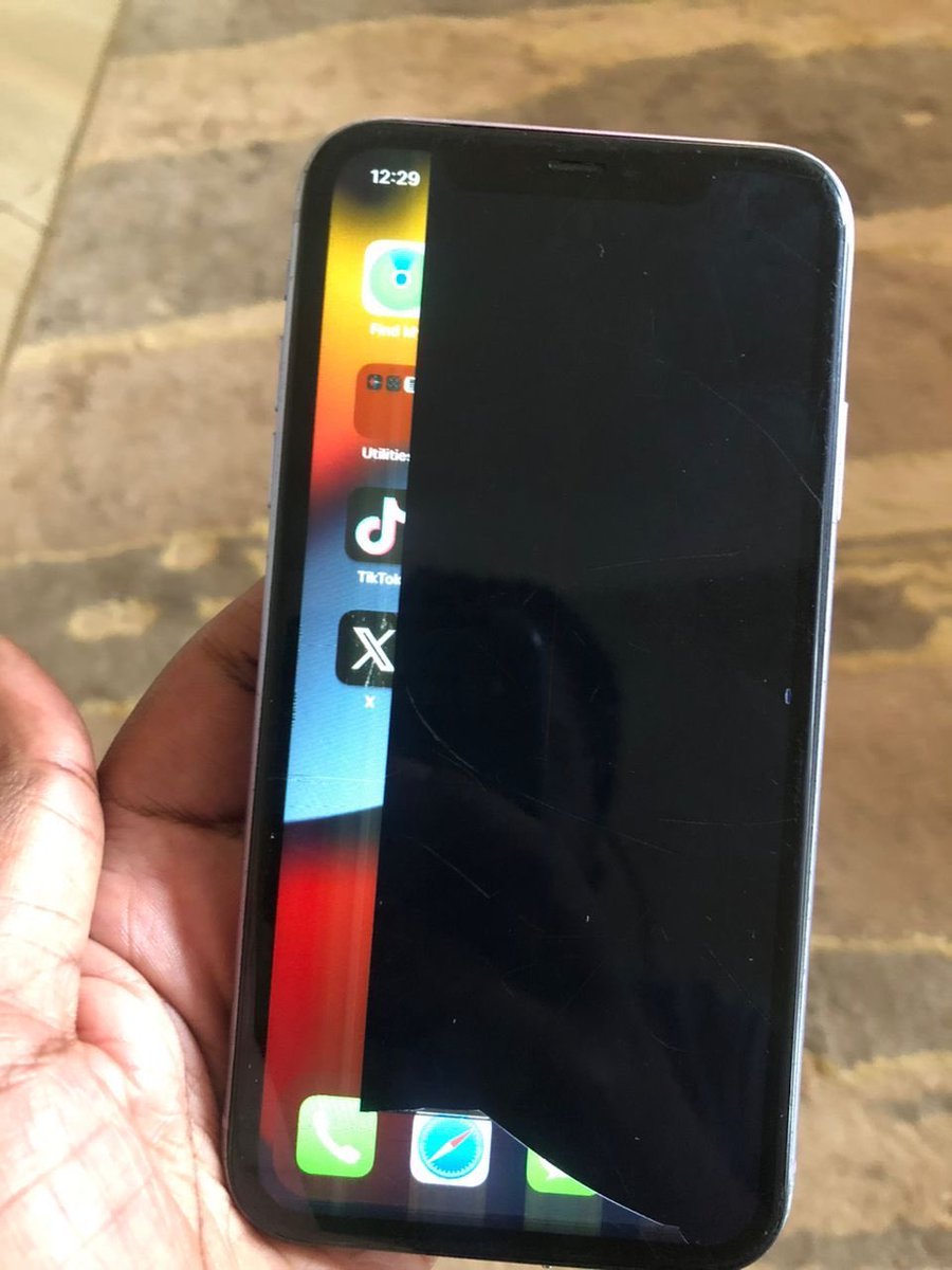 iPhone users Wetin e mean abeg?