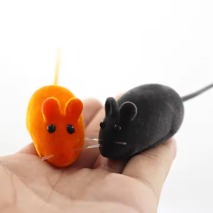 LunaJIA9899's tweet photo. Beloved mouse toy for cats🔥#cat #cattoys #catscratcher #catsuppliers #pettoys #meowlove #catlovers #petlovers #cute #cutebaby https://t.co/kWMqTjU9te
