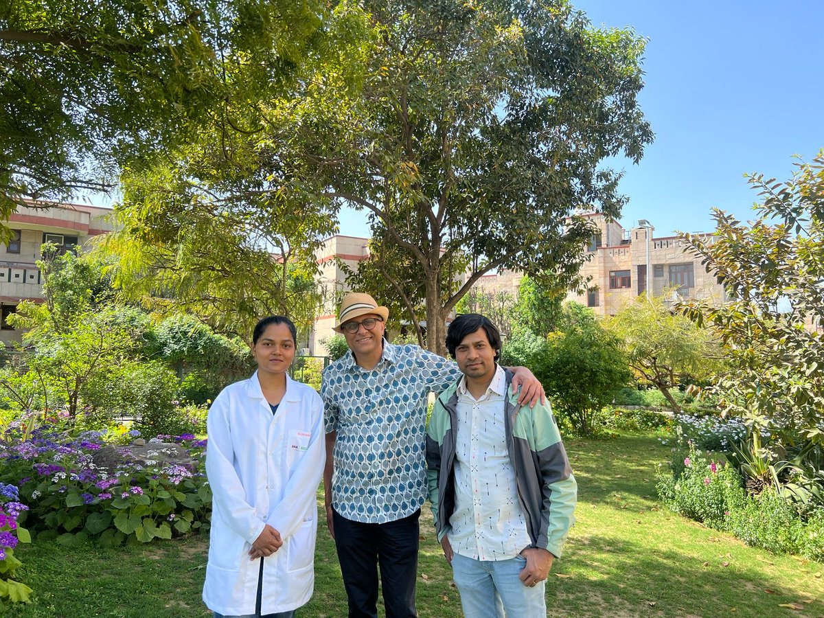 Meena_ShivK's tweet image. Honored to host Wallenberg Scholar Prof. Rishikesh Bhalerao from @UmeaPlantSci Umeå at @NIPGRsocial for inspiring talk on seasonal growth! 🌱Big thanks to @EMBO - India initiatives and Global Lecture Series Program. Pics from his meeting with our RNA Biology group. @DBTIndia.