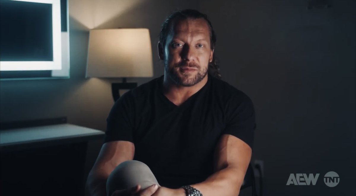 AyalaClari87292's tweet photo. It is time to go to sleep, here's some pics of video of @KennyOmegamanX from his home in Winnipeg sending a message to Takeshita on Collision.🔥❤️
#AEWCollosion #KennyOmega #AEW #thebestboutmachine #thecleaner https://t.co/3BioPiHun9