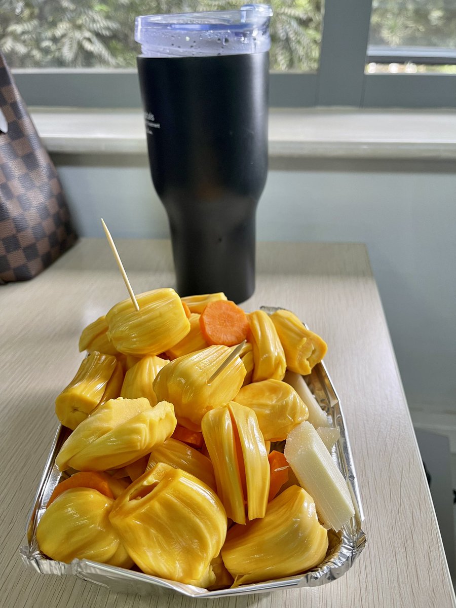 Appelez-moi-Kizza tweet media