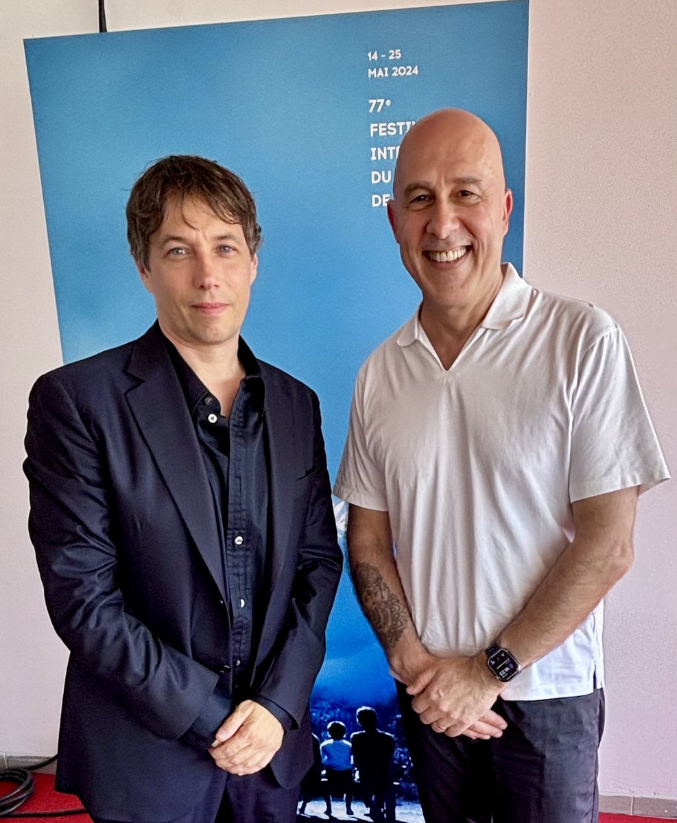 4 Oscars pour Sean Baker = grande joie !
Mon entretien avec lui à propos d'Anora à réécouter ici 👇🏼
radiofrance.fr/franceculture/…