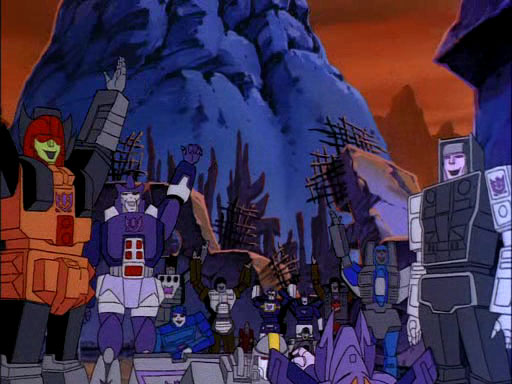NotsoBeans's tweet image. I have a billion notifications, but all I care about is that I just finished watching Five Faces of Darkness.

Man, I WISH later Transformers series were like G1 Season 3. I heard Cyberverse is maybe the closest thing? 

Anyway, I love Season 3. Flaws and all.
ALL HAIL GALVATRON!