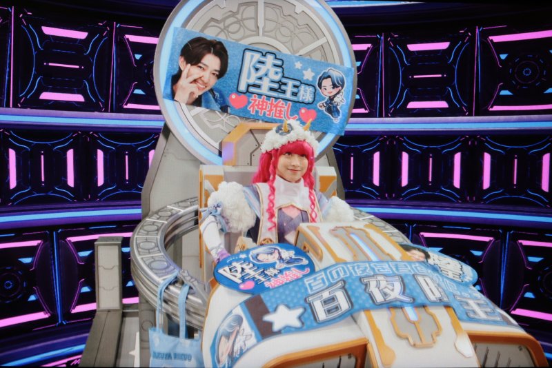 tokuaccessid's tweet photo. Bouquet is officially NUMBA WANN FANS of Leon Boy... https://t.co/lE7WJJQl7Q