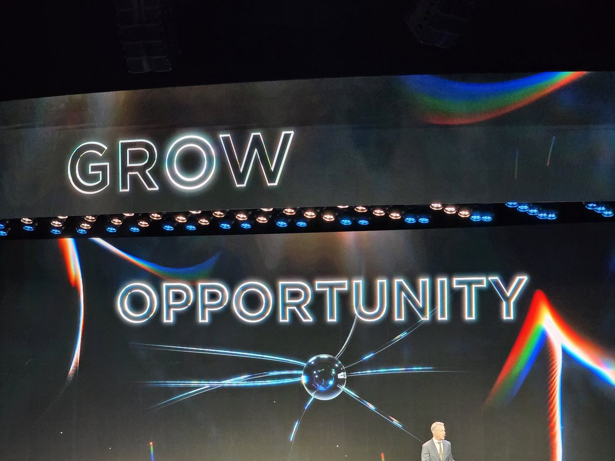 MyTechMusings's tweet photo. .@GSMA head @MatsGranryd says, the industry should adopt.. GROW to fill the gap beteen Opex & Revenue
G - 5G , other Gs
R - Revenue
O - Opportunities
W- Waves, as in #spectrun
#MWC25 #MWC2025 #mwc https://t.co/w5fRohM65h