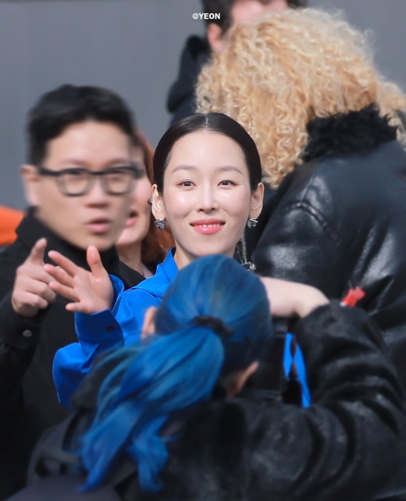 _YEON486's tweet photo. 250301 밀라노 패션위크 #서현진 

https://t.co/Yukbnwog9h https://t.co/LfJsuBw3On