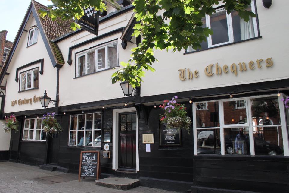 🎤THIS SATURDAY NIGHT🎙️
THE PATINAS !
Saturday 8th March from 8:30pm...ish
The Chequers, High St, Sevenoaks
Hope to see you 🍻
chequerssevenoaks.co.uk/band-nights