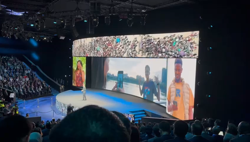 .<a href="/MatsGranryd/">Mats Granryd</a> at the #MWC25 opening keynote: "57% of the world’s population use #MobileInternet, but there are 3.1bn people who live within coverage of a mobile broadband network &amp; are still not using it." He highlights the key barriers &amp; encourages action to close the #UsageGap.