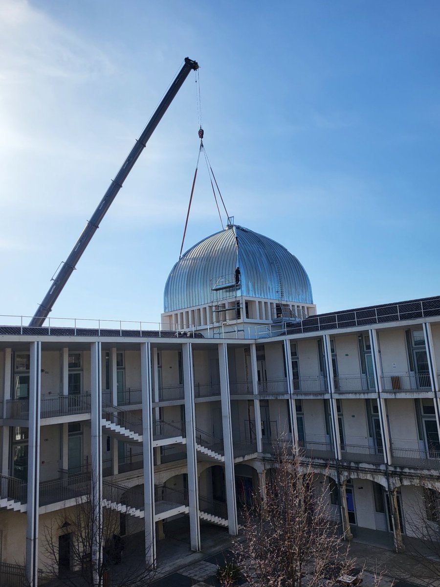 Laurie Galvan 🔬🧠 (@lauriegalvan_ec) on Twitter photo Le dôme de Nîmes Université est posé sur le site de Hoche ! Quelle infrastructure magnifique pour orner le bâtiment. Bravo aux ouvriers pour ce bel ouvrage. <a href="/unimesfr/">Nîmes Université</a> #gard #Nîmes #Université #dome Le dôme de Nîmes Université est posé sur le site de Hoche ! Quelle infrastructure magnifique pour orner le bâtiment. Bravo aux ouvriers pour ce bel ouvrage. <a href="/unimesfr/">Nîmes Université</a> #gard #Nîmes #Université #dome