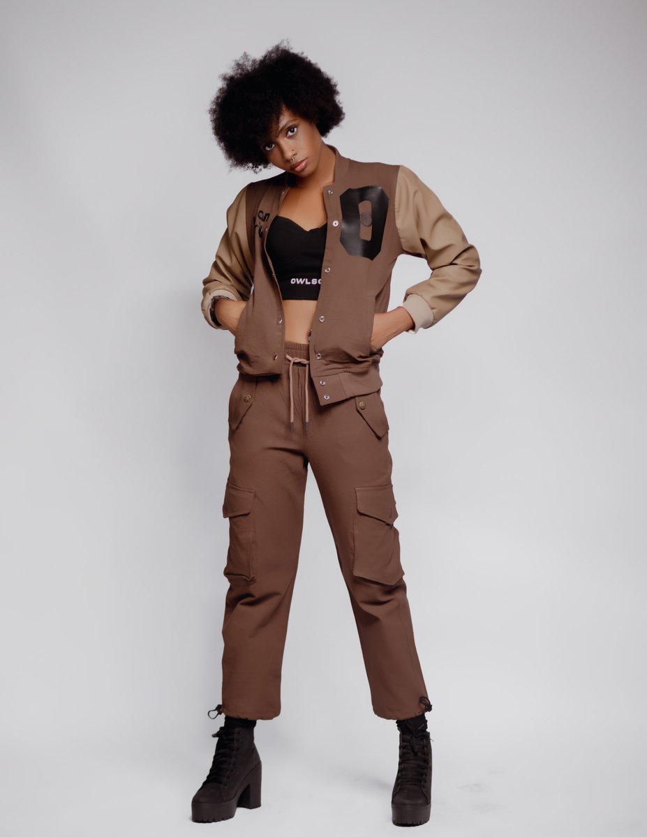 Level up your style with the OWLSOME UNISEX CARGO PANT – the perfect blend of comfort, function, and street-ready vibes.

Style it up or keep it casual – the choice is yours! Get yours now and rock that Owlsome energy. 

Description
✔ Premium Chinos fabric for a sleek yet