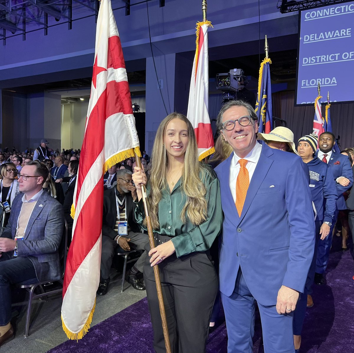 MDDCCUA's tweet image. The parade of flags opens #GAC2025! Crasher Sandra Patino from  @IDB_Global_FCU joined by CEO Chip Lusk proudly representing DC. The Maryland flag was carried by Crasher Michael Ches from Peake FCU &amp;amp; our Board Chair &amp;amp; EVP/COO Laura Eacho from @ESFCU @AmericasCUs @thecooptrust