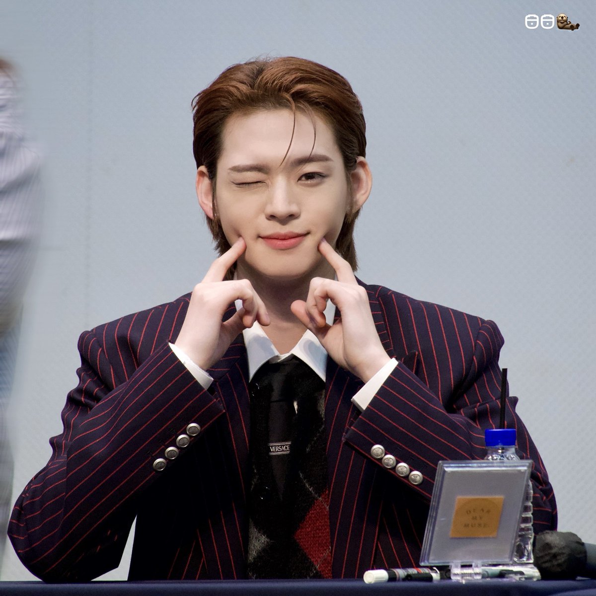 250302 디마뮤 팬싸

애교 작렬✨

#온앤오프 #효진 #ONF #HYOJIN