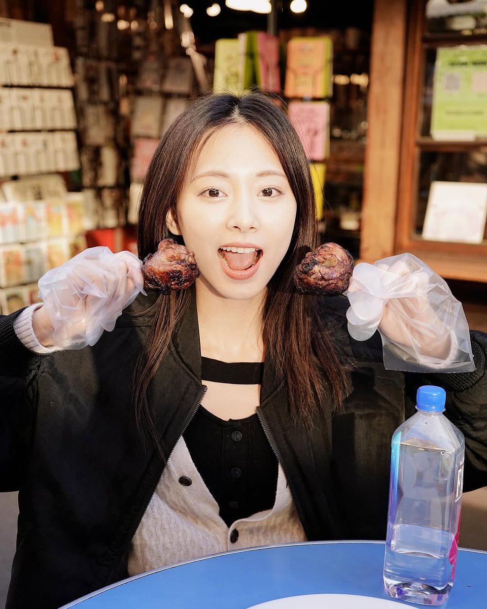 tzuyu pics tweet media