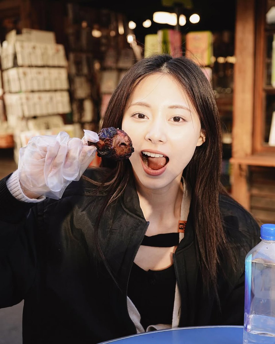 tzuyu pics tweet media