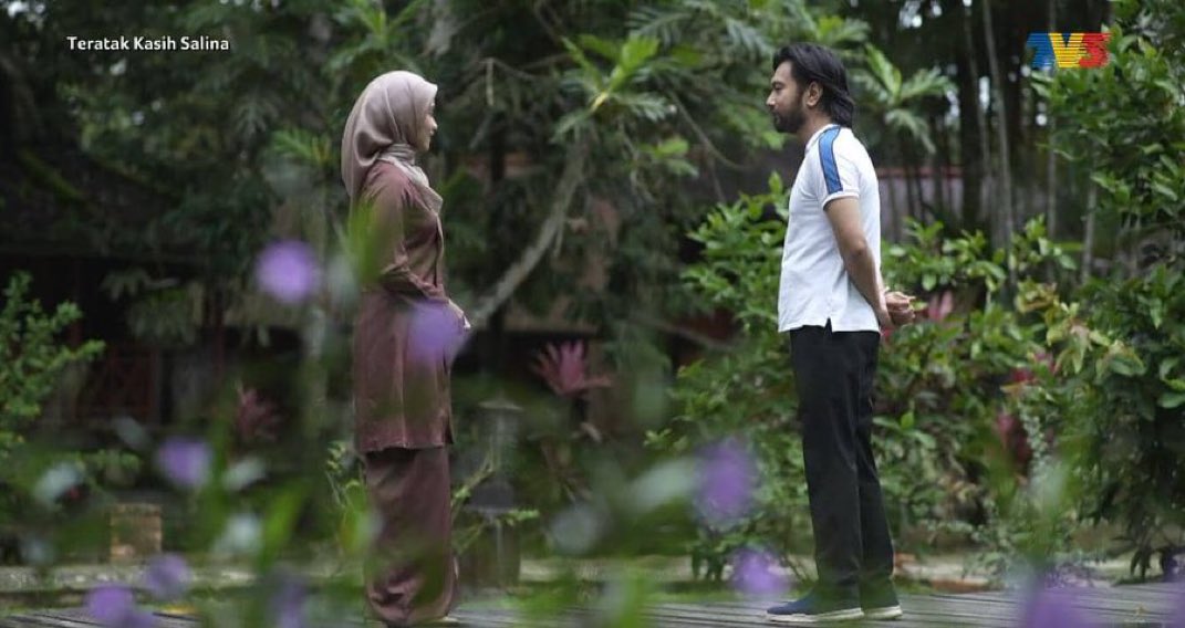 alamak malu-malu kucing pulak terus terang jelaaaaaaa 
#teratakkasihsalina