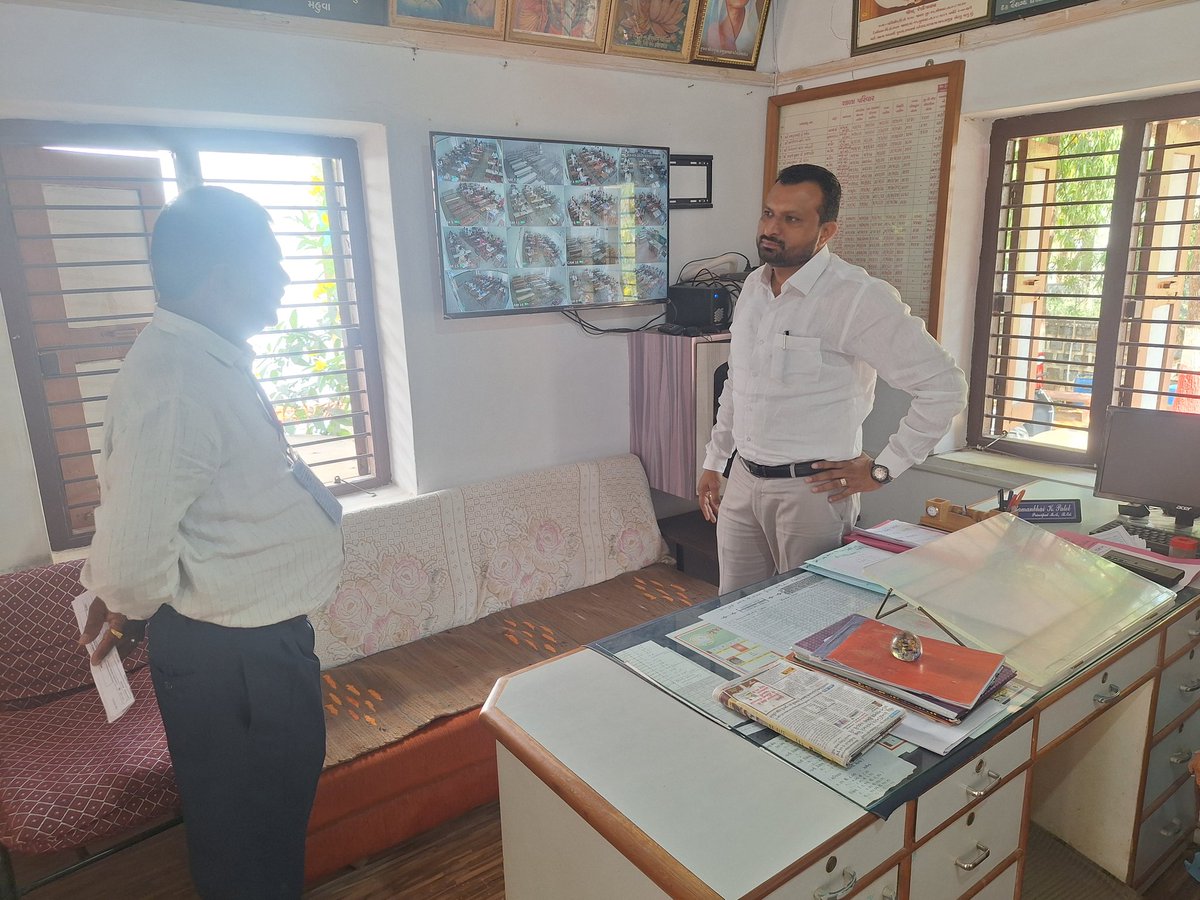 Prant Officer & SDM Modasa (@prant_modasa) on Twitter photo ધોરણ 12 વિજ્ઞાન પ્રવાહની પરીક્ષામાં જિલ્લા વહીવટી તંત્ર વતી ઓબ્ઝર્વર તરીકે ભિલોડા ખાતે આર.જે. તન્ના પ્રેરણા મંદિર ખાતે મુલાકાત લીધી.<a href="/CollectorArv/">Collector & District Magistrate, Arvalli</a> <a href="/CMOGuj/">CMO Gujarat</a> ધોરણ 12 વિજ્ઞાન પ્રવાહની પરીક્ષામાં જિલ્લા વહીવટી તંત્ર વતી ઓબ્ઝર્વર તરીકે ભિલોડા ખાતે આર.જે. તન્ના પ્રેરણા મંદિર ખાતે મુલાકાત લીધી.<a href="/CollectorArv/">Collector & District Magistrate, Arvalli</a> <a href="/CMOGuj/">CMO Gujarat</a>