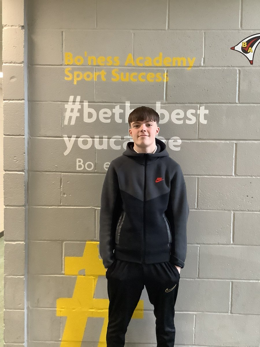 ⭐️PUPIL OF THE BLOCK⭐️

Huge well done to <a href="/MrBinniePE/">Mr_Binnie_PE</a> BGE and Senior pupil of the block 😁 Keep up the good work 👏🏻