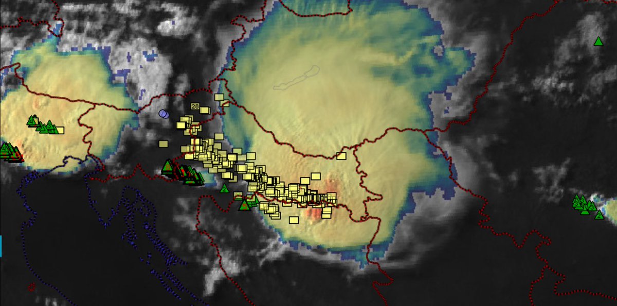 We have a vacancy open! Apply if you would like to help us improve our models for predicting severe weather hazards, ARCHaMo-s,  generate event sets of severe weather hazards or contribute to development of forecasting and nowcasting tools.  See more here: essl.org/cms/vacancy-fo…