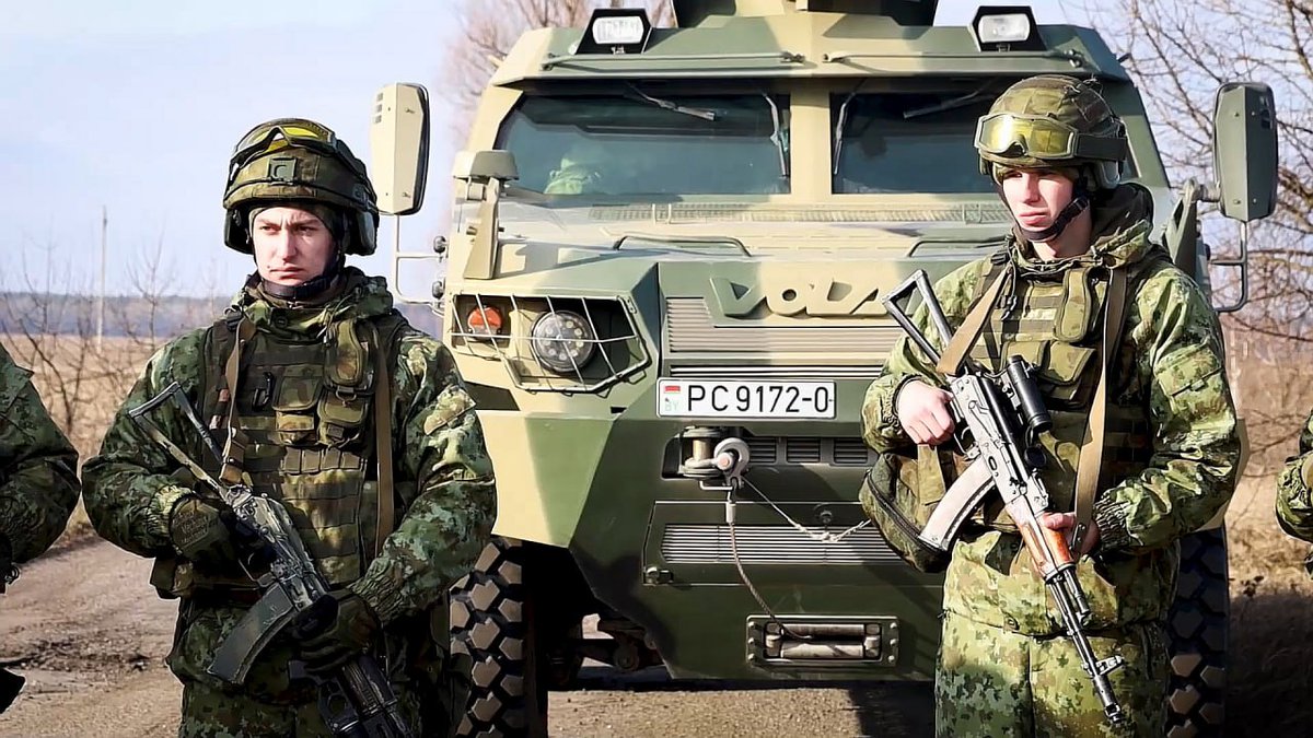 TheGreyPatriot_'s tweet photo. π§πΎπ·πΊ Today's training of Maneuver Group of Mozyr Border Guard Detachment.
Part 1 of 3
#Russia #Belarus #Belarusian #Today #Training #Tactical #Mozyr #Border #Security #Police #BorderGuard #Combat #MRAP #APC #Volat https://t.co/VcQBs8Gq92