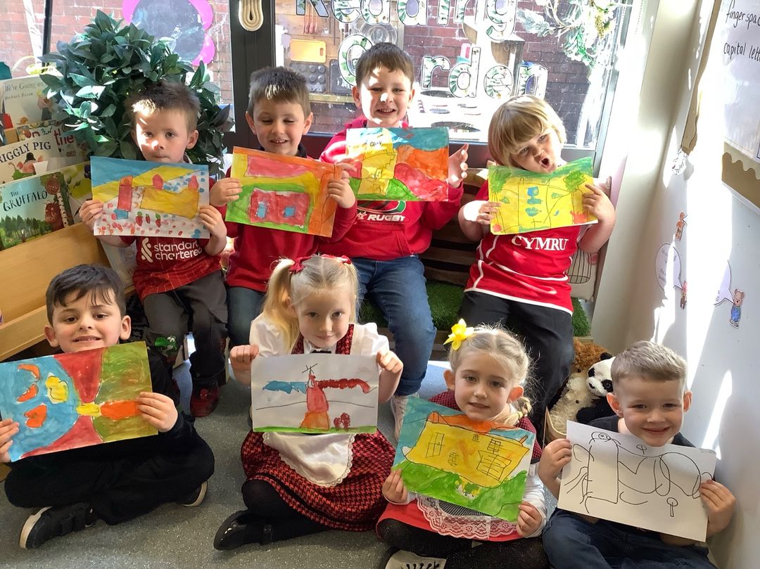 glanhowyprimary's tweet photo. In Corn Du we have created our own bright artwork in the style of the Welsh artist Rhiannon Roberts. We used features of our local community to make our artwork personal to us! @EAS_ExpressArts #CornDu https://t.co/awxMmeyiB7