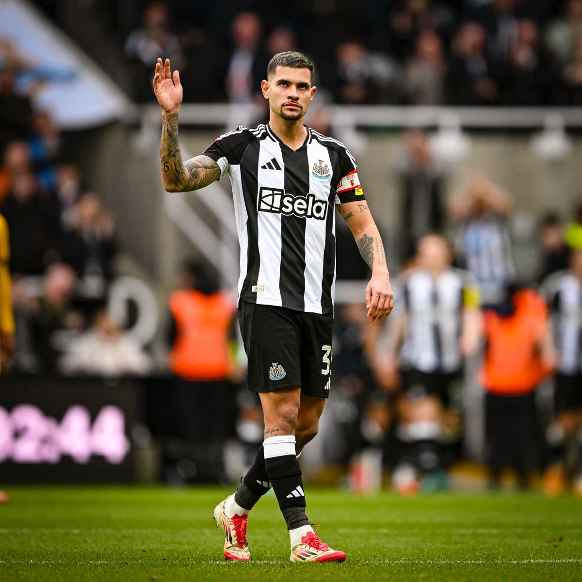 brunoog97's tweet image. Disappointed not to progress in the FA Cup, as it was clearly one of our goals. Moments like this are when we need to stick together the most. I know that when eliminations like this happen, it’s hard to accept, and we always look for someone to blame. If you need to find one,…