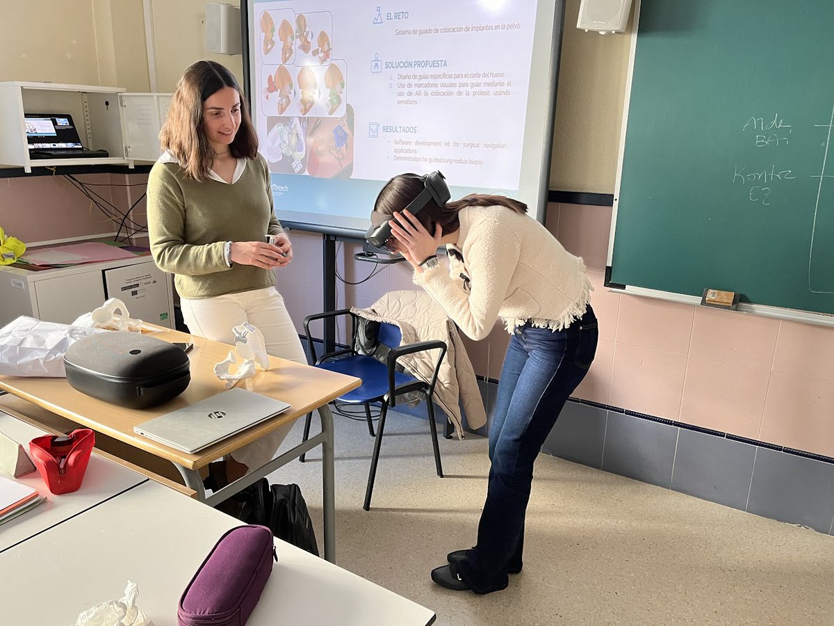 𝗔𝗺𝗮𝗶𝗮 𝗜𝗿𝗶𝗯𝗮𝗿, Osasun Digitala eta Teknologia Biomedikoeko ikertzailea da eta joan den otsailaren 19an 𝗟𝗮𝘂𝗱𝗶𝗼 𝗕𝗛𝗜 bisitatu zuen hitzaldi bat emateko
#EmakumeakZientzian ekimenaren barruan