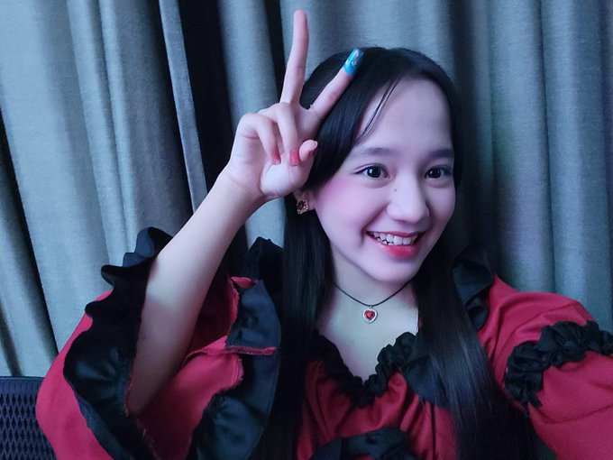 Twitterのコスプレ画像3