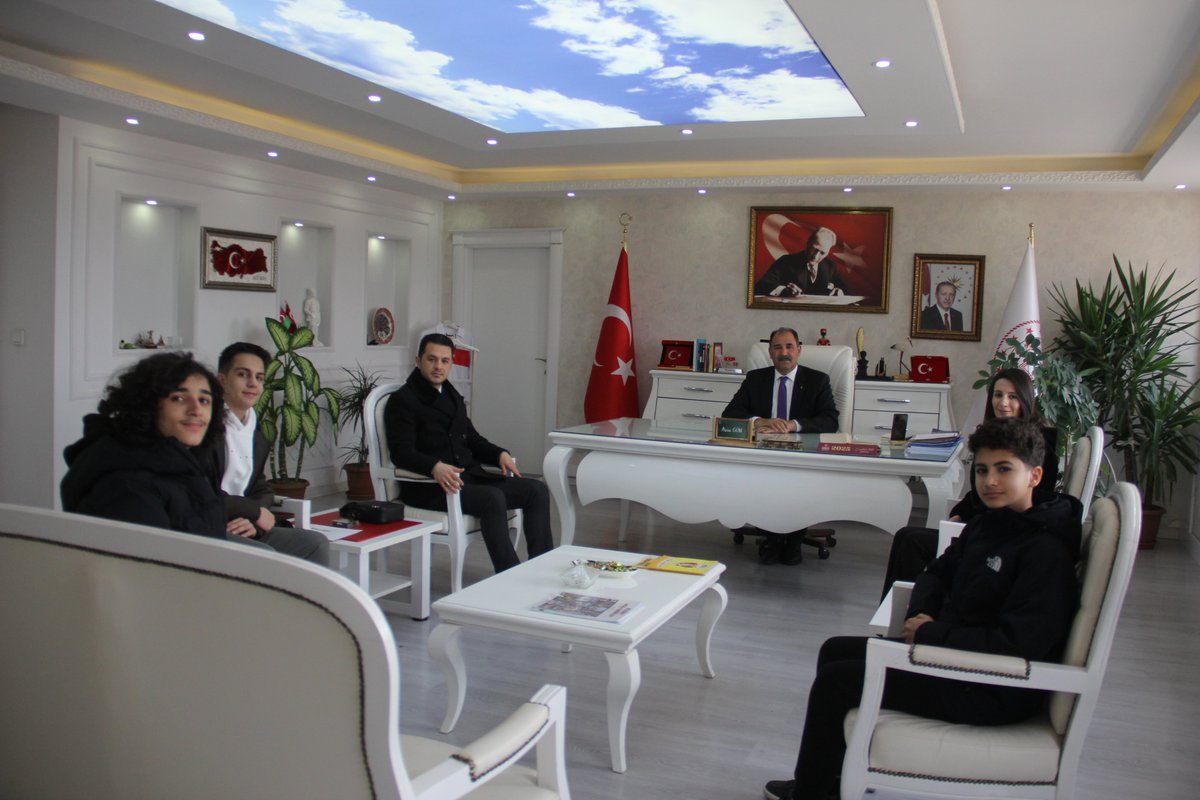 igdirmem76's tweet photo. https://t.co/Pyswb0tcSX

@tcmeb @igdirvaliligi @gun_aziz https://t.co/587Ml8JXke
