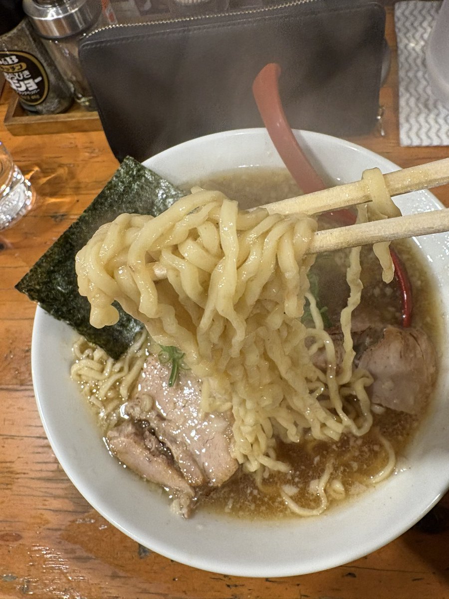 麺や亀陣🍜
 限定
【背脂ニボ清湯醤油】