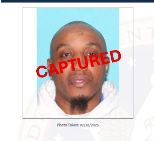 U.S. Marshals Service Dallas (@usms_dallas) on Twitter photo <a href="/USMS_Dallas/">U.S. Marshals Service Dallas</a> North Texas Fugitive Task Force arrested fugitive Lamont WINNERS, 44, he was wanted for Aggravated Assault with a Deadly Weapon and Assault of a Family Member by Impeding Breath/Circulation.  Winners was a @TXDps top 10 Most Wanted Fugitive. 
ow.ly/LhX850V8xzs <a href="/USMS_Dallas/">U.S. Marshals Service Dallas</a> North Texas Fugitive Task Force arrested fugitive Lamont WINNERS, 44, he was wanted for Aggravated Assault with a Deadly Weapon and Assault of a Family Member by Impeding Breath/Circulation.  Winners was a @TXDps top 10 Most Wanted Fugitive. 
ow.ly/LhX850V8xzs