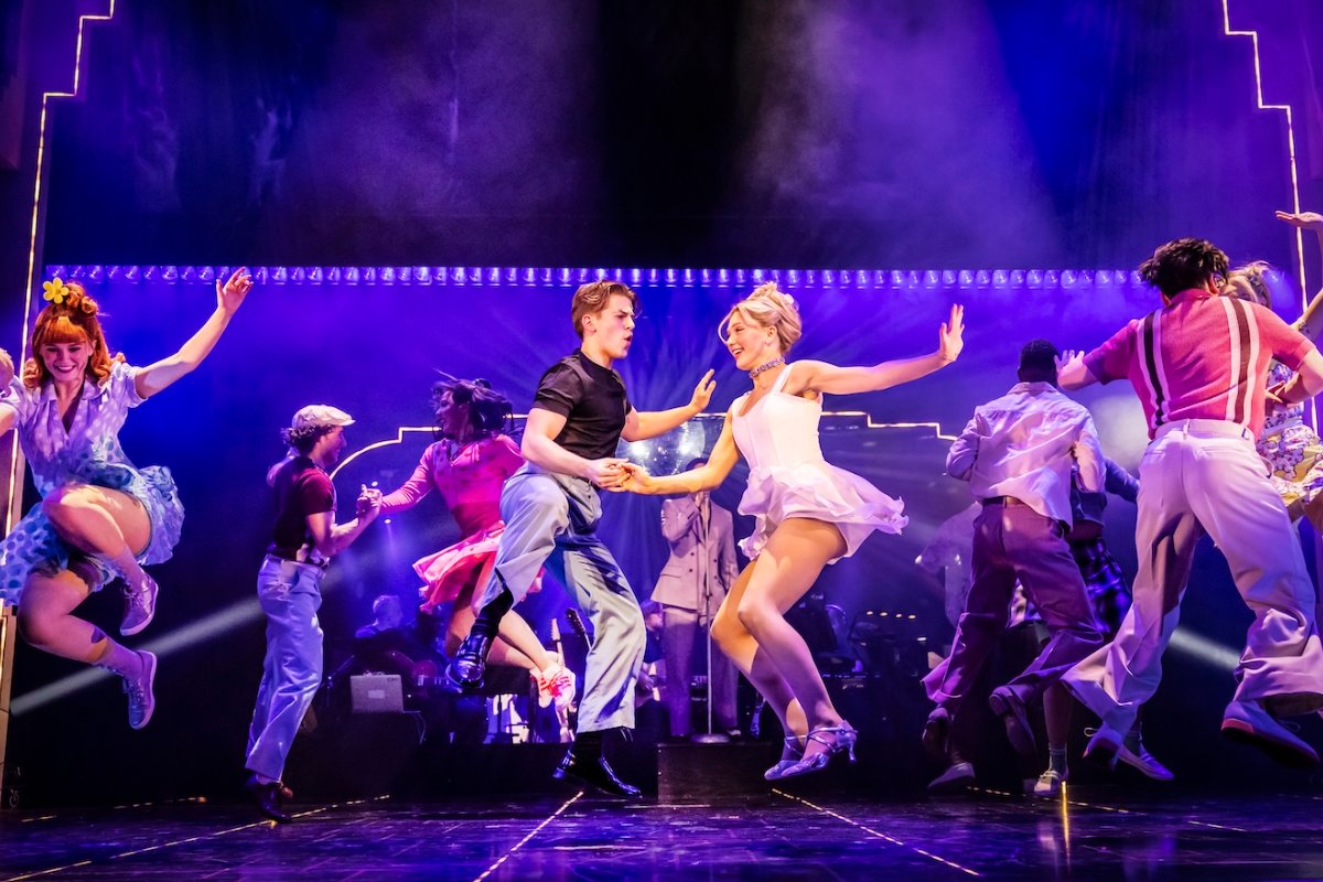 TOTALLY NEW PRODUCTION PHOTOS? As if! 💁🏼‍♀️💛

Here’s your first look at #CluelessTheMusical’s production photos and they’re WAY cute!

📸 Pamela Raith